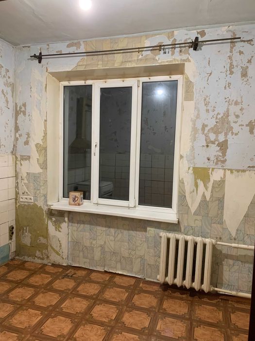 Світла 3-кімн сталінка 73 м², 3 поверх, центр 9 кв. ЮГОК, без ріелтора