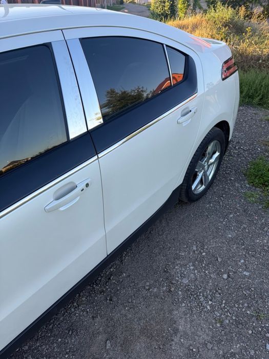 Продам власне авто Chevrolet Volt