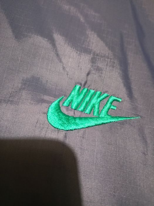 Kurtka wiatrówka ortalion Nike