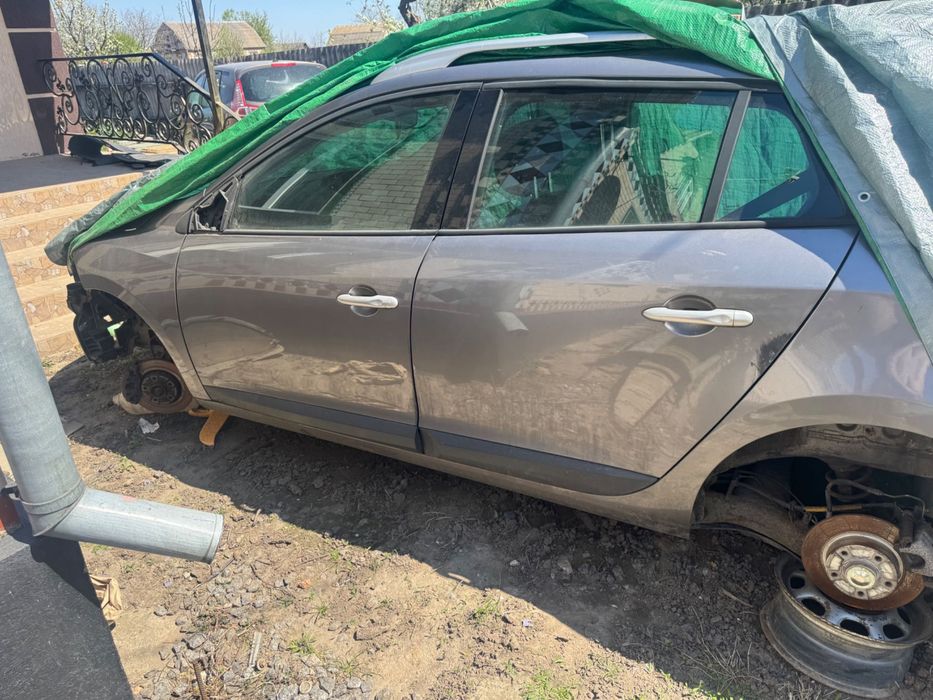 Двері ляди Renault scenic 3 Megane 3 логан 2