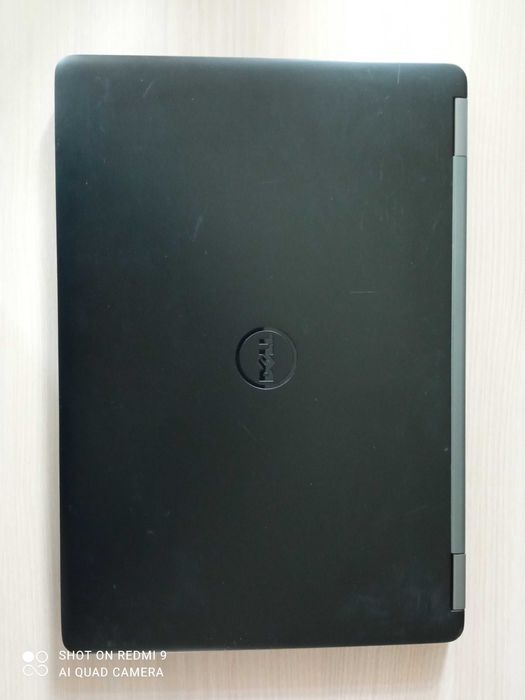 Laptopy Dell Latitude 7000