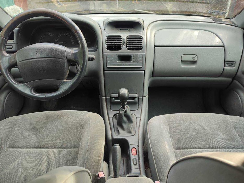 Запчастини б/у на Renault Laguna 1, 1.9 DTI 1999р.