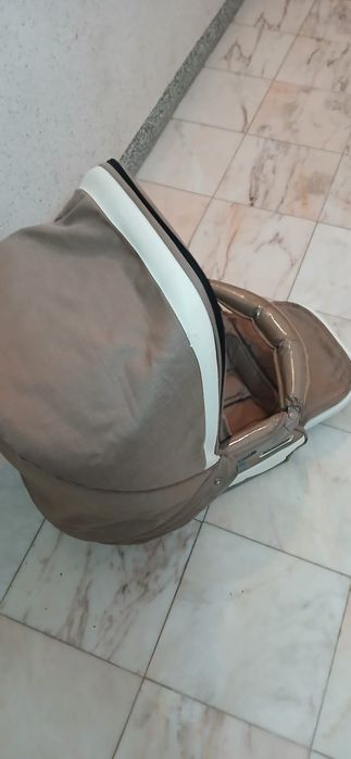 Cadeira de Bebê Nova