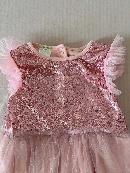 Vestido de princesa Vertbaudet rosa com lantejoulas e capa 8-10 anos