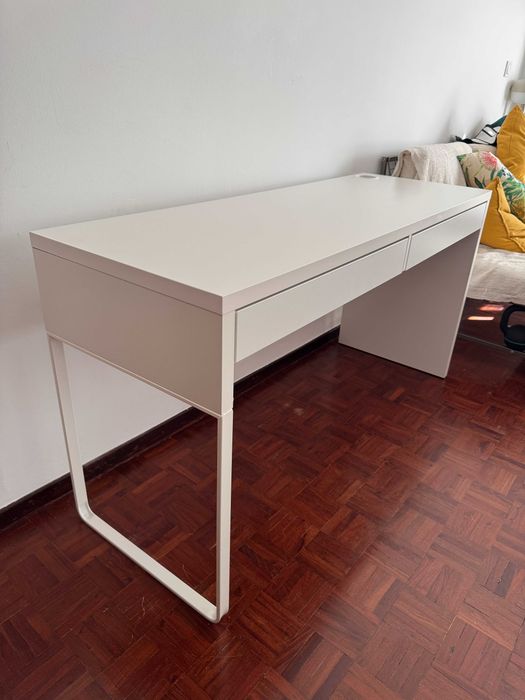 Secretaria MICKE IKEA