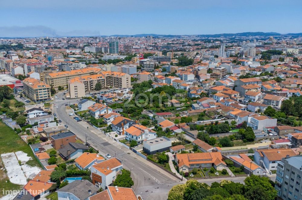 Lote de 640 m2 para construção moradia - Coimbrões, V.N. Gaia