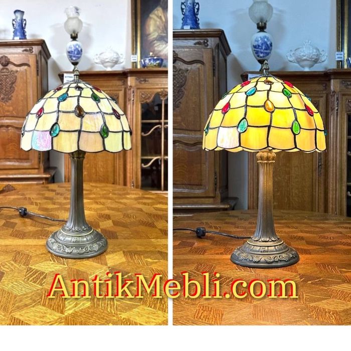 Настільна лампа в стилі Тіффані 6973
