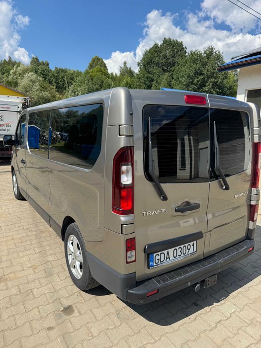 Renault Trafic OSOBOWY 2017 | Zadbany | Klima | ISOFIX |