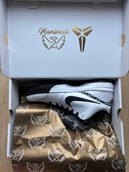 Nike Kobe 4 IV Protro Mambacita Gigi 42.5