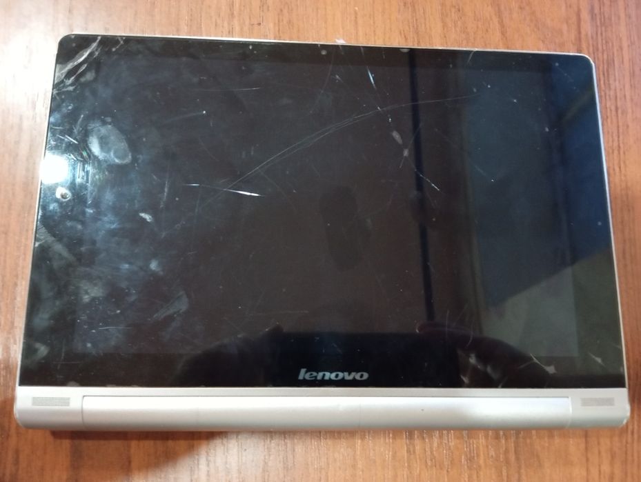 Продам планшет по запчастям цена за все