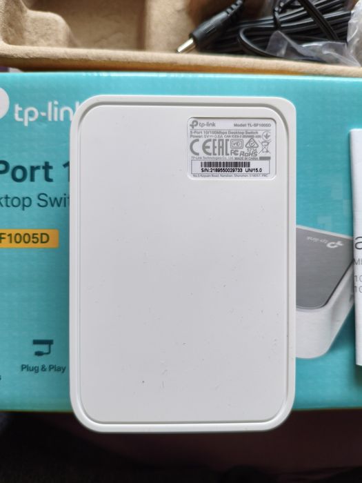 Комутатор TP-Link TL-SF1005D