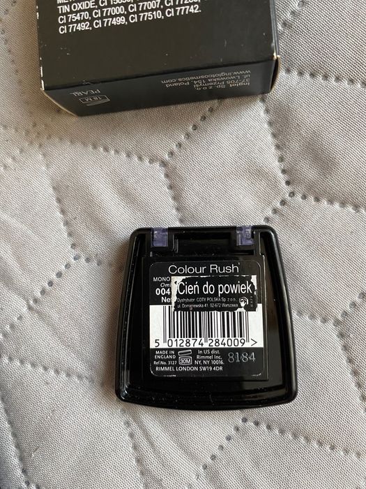 Kosmetyki cienie do powiek, brwi -nowe +2 gratis