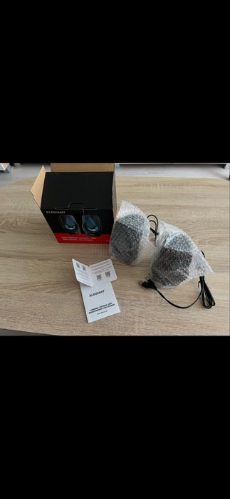 głośników komputerowych 2.0 ELEGIANT SR600 10W LED