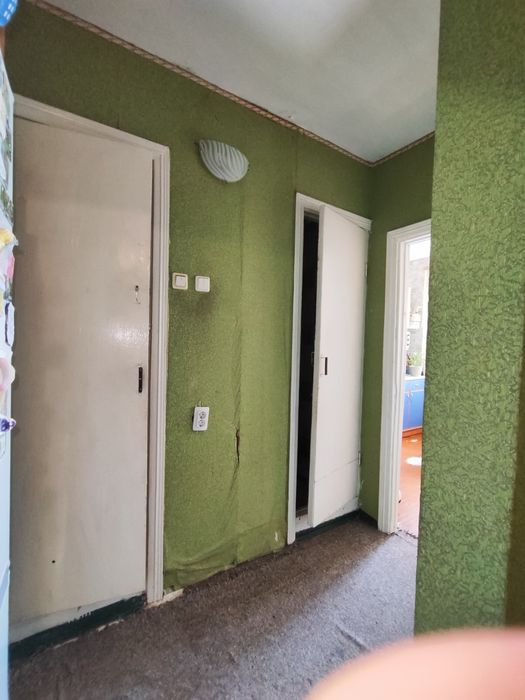 Продається 2 кім квартира з великими кухнею та балконом /297 квартал