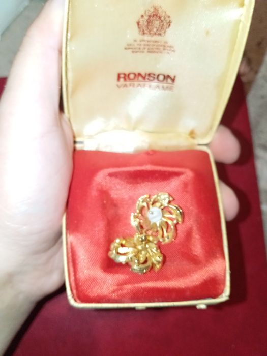 Brincos de senhora vintage