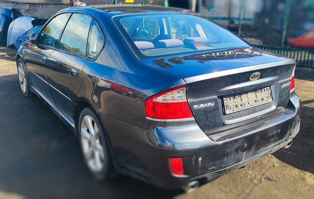 Subaru legacy 4 maska