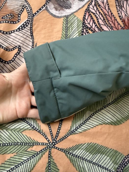 Продам куртку зимову