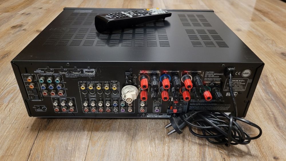 Amplituner Onkyo TX-SR506