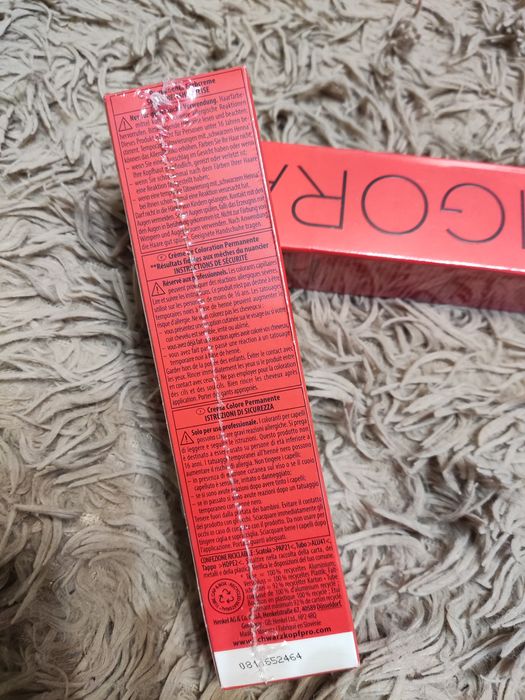 SCHWARZKOPF
Фарба для волосся Schwarzkopf Igora Royal 60 мл
9.5-22 Сві