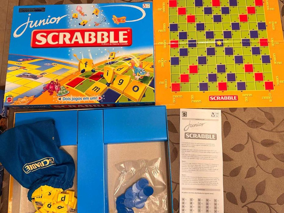 Scrabble | Jogo de Tabuleiro Clássico