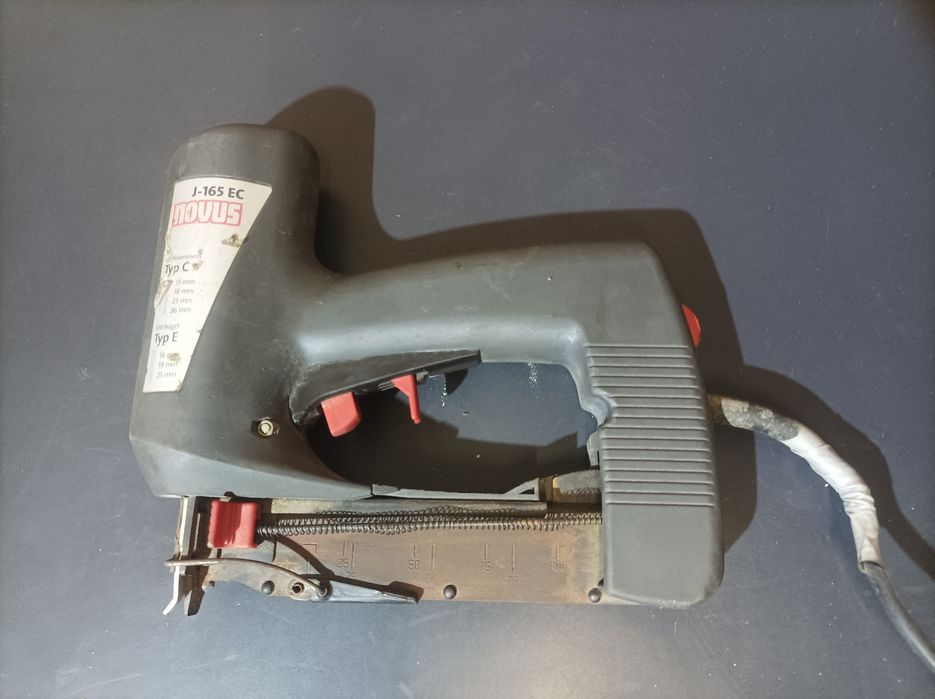 Вживаний інструмент: штроборіз/фарбопульт/Акумуляторний інструмент