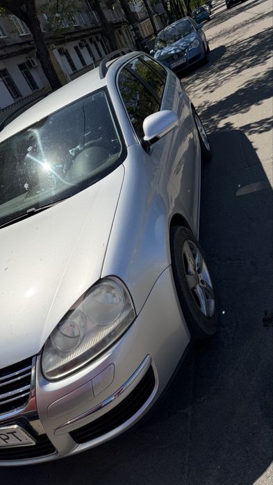 VW гольф 5 1.4  2008 року 152 тис пробіг