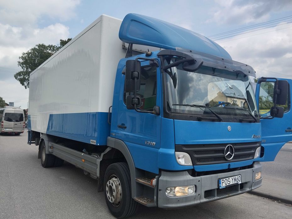 Transport z windą 5,6t ładowności