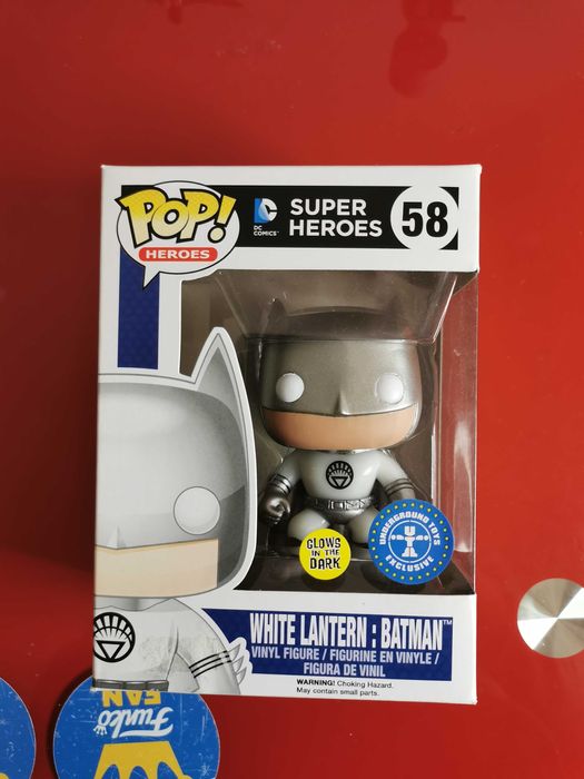 Funko Pop White Lantern Batman GITD