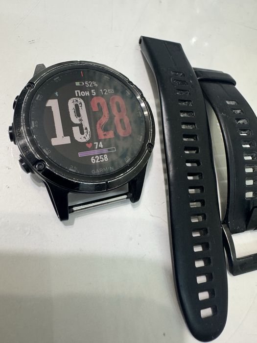 Garmin Fenix 5 Plus , NFC sapphire