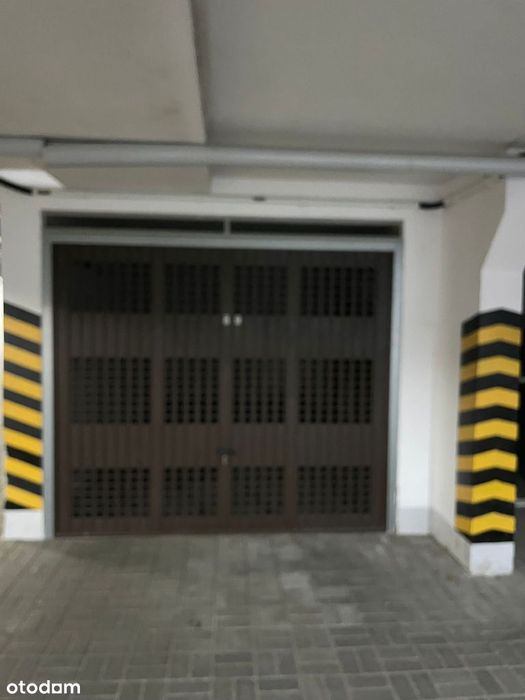 Wynajmę garaż  ul. Katowicka 73B, Poznań Malta monitoring,