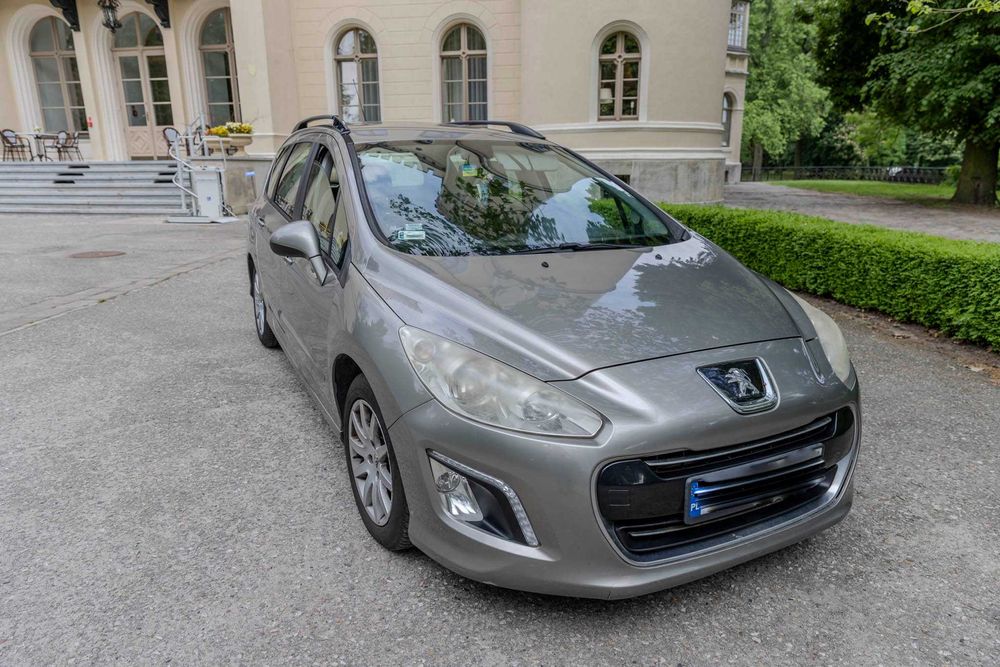 Samochód Peugeot 308 SW 260.000