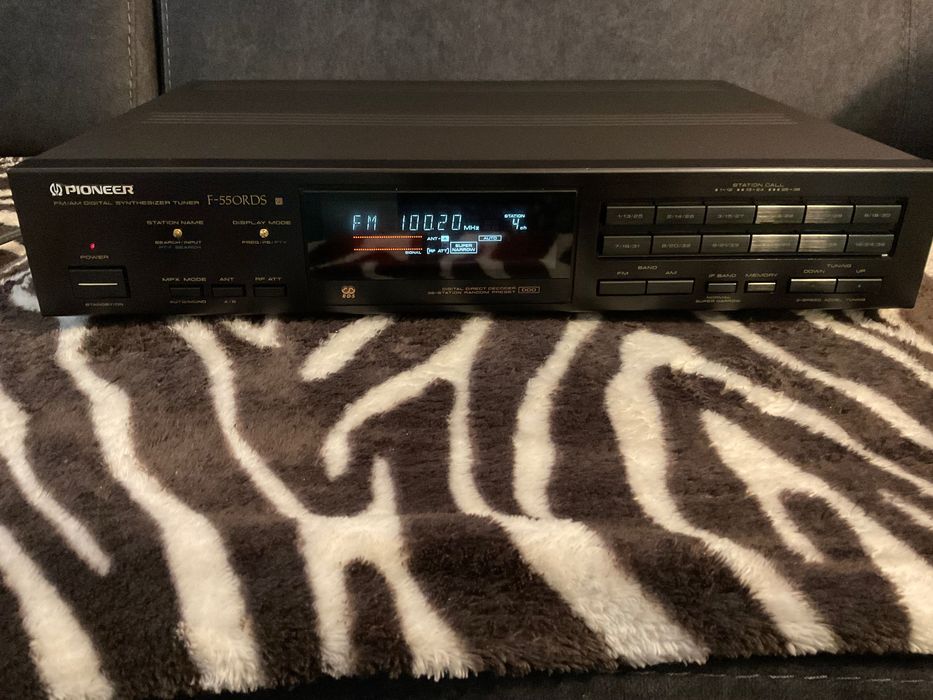 Tuner Pioneer F-550RDS