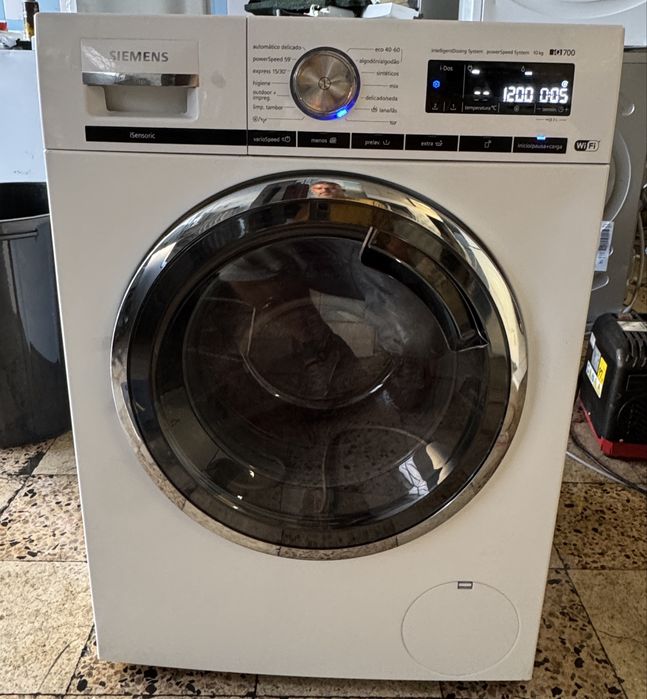 Máquina de Lavar Roupa SIEMENS IQ700  WM16XKH2ES (10 kg - 1600 rpm - Branco)