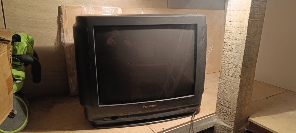 Продам телевизор Панасоник.Рабочий.