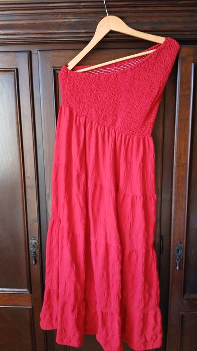 Vestido vermelho  fluído