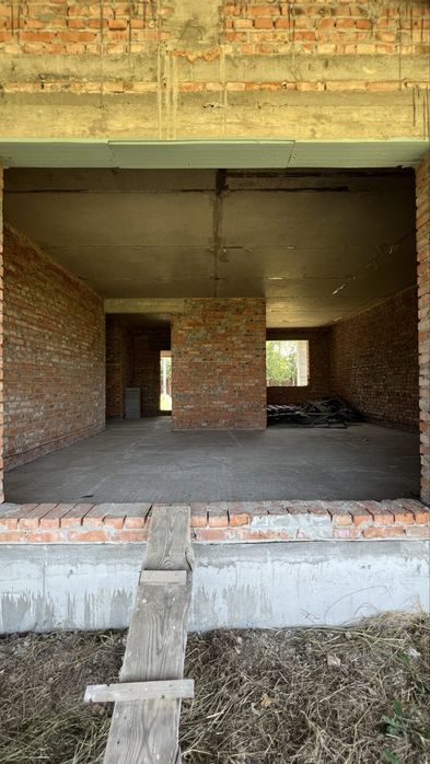 Продаж будинку в Топ локації біля лісу