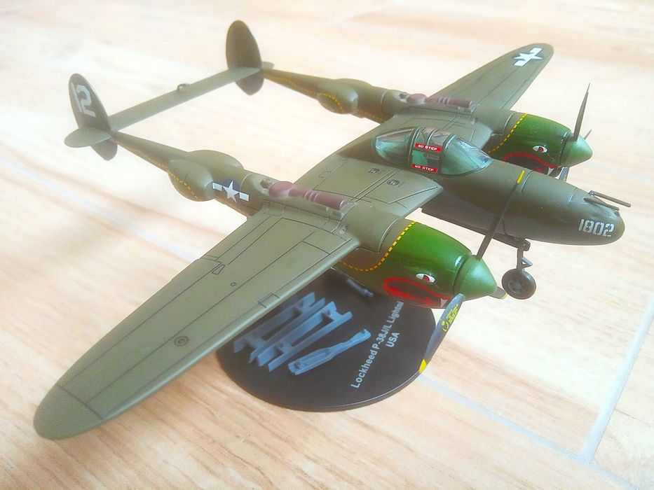 1:72 Lockheed P-38J Lightning USAAF, 459th FS Twin Dragons, 1944.