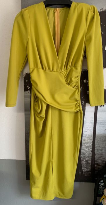 Vestido Midi Amarelo Lima com Draping | Novo sem etiquetas