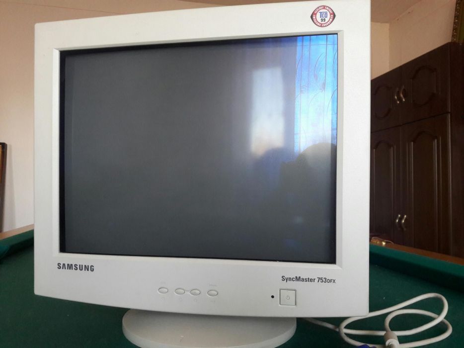 Продам Монітор Samsung 753 DFX S "17"