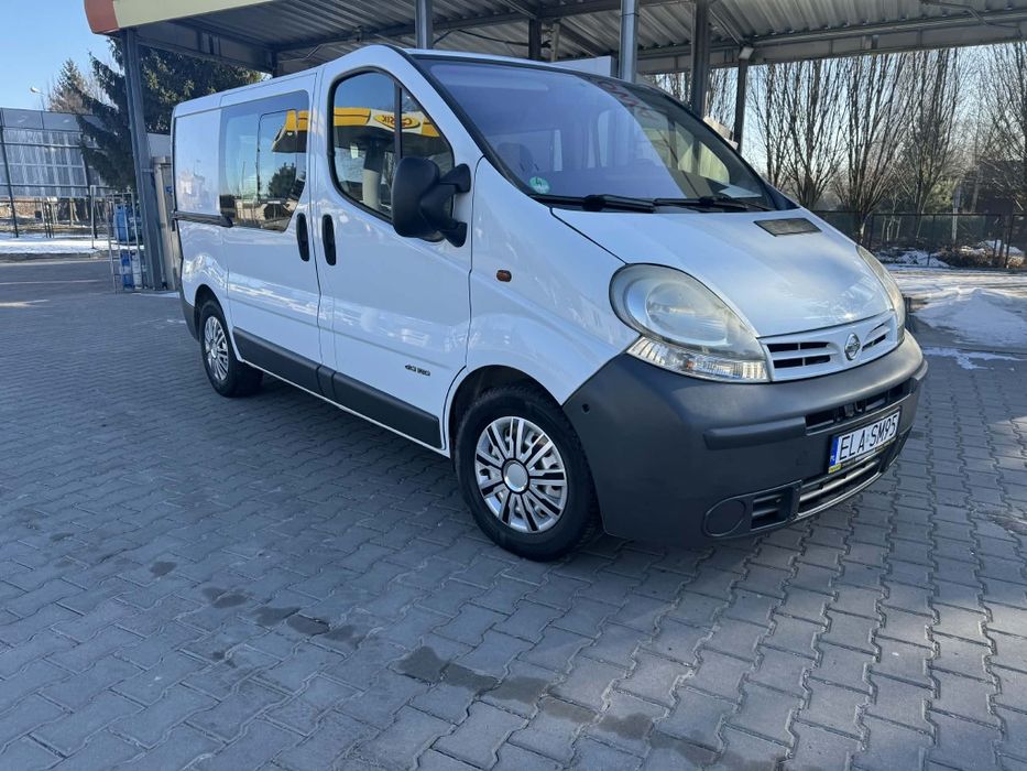Nissan prmastar 2.5 dci vivaro trafic 6 osobowy