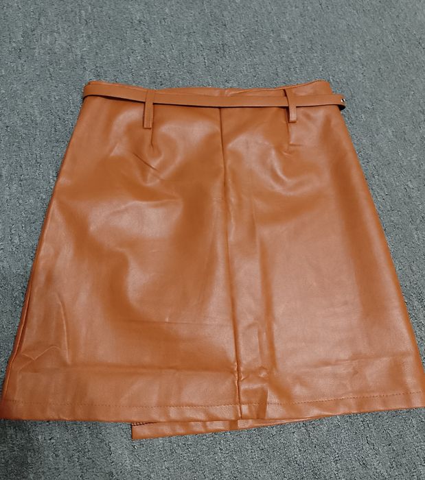 Продам спідницю еко шкіра