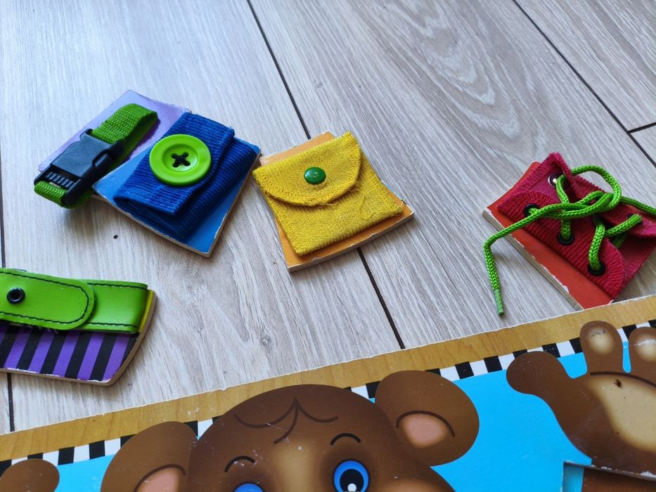 Ігровий набір Melissa and Doug Дерев’яна дошка з застібками