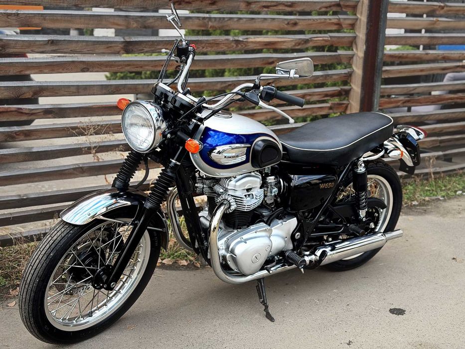 Kawasaki W650 2000 року, 1,3 тис. км пробігу