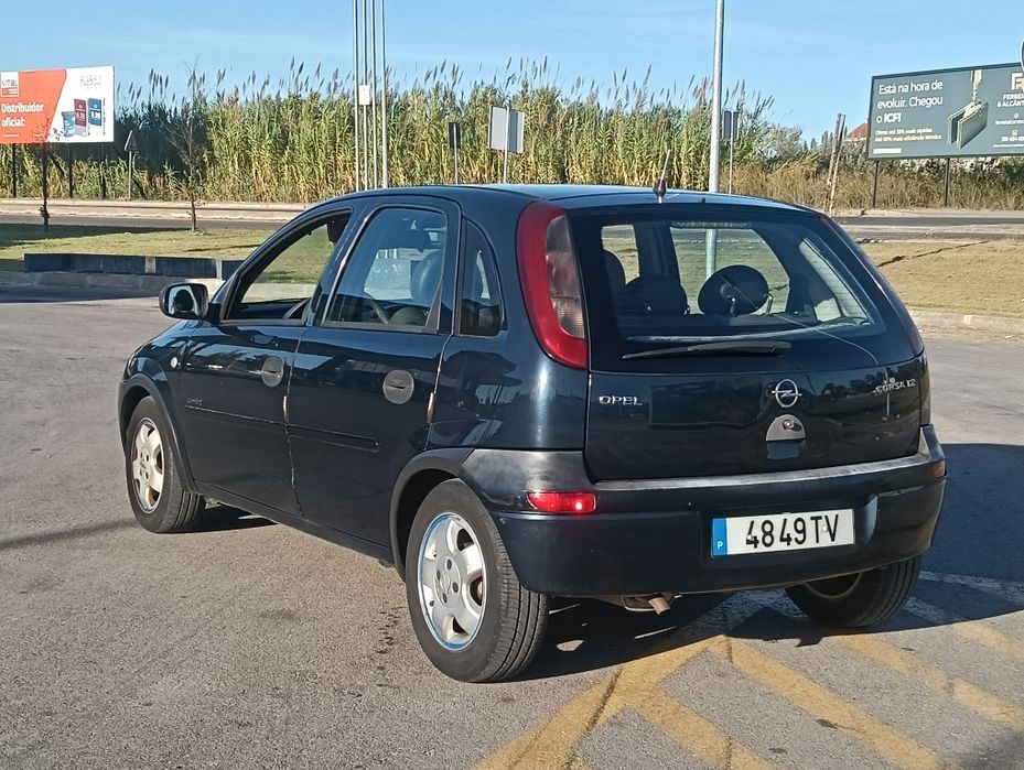 Opel corsa C 1.2 2002 — photo 4