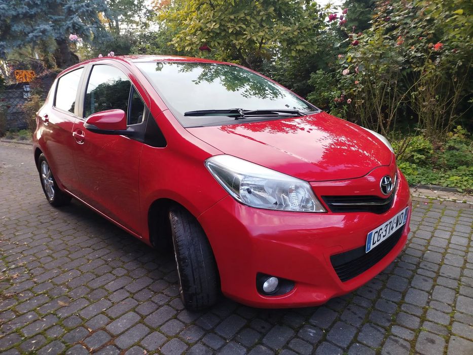 Toyota Yaris Bezwypadkowy  Czysty  Zadbany Stan Tech Bardzo  dobry  Klima  inne