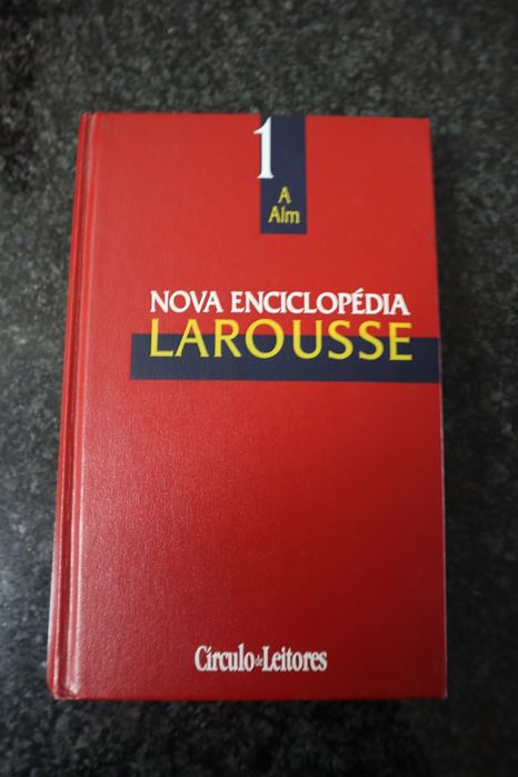 Coleção Nova Enciclopédia Larousse