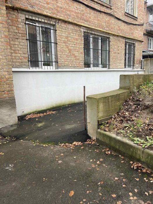 Продаж двушка в центрі міста