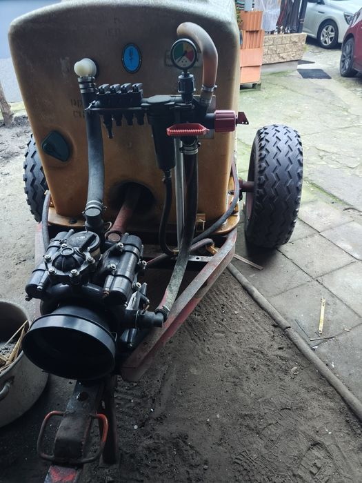 Opryskiwacz Pilmet 1000 l