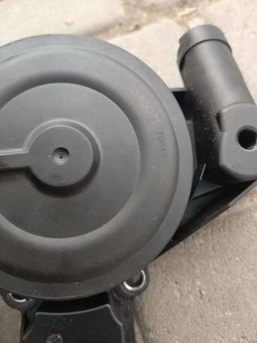 Маслоотделитель. Клапан вентиляции картера 2385072. Германия