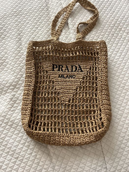 Prada torba slomiana beżowa